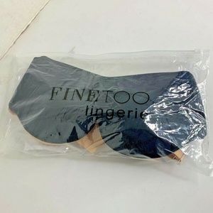 Finetoo Lingerie Womens Sz M Black Nude Halter Strapless Bra  New in package con